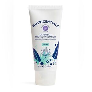 NUSKIN Nutricentials® Bioadaptive Skin Care™ Day Dream Protective Lotion SPF 35